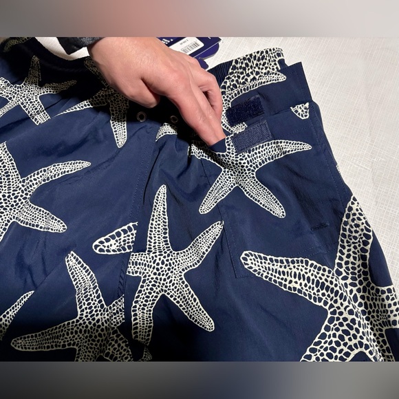 Vilebrequin Moorise New NWT Sz M Men's Navy Starfish Swim Shorts glow in dark - Picture 7 of 10